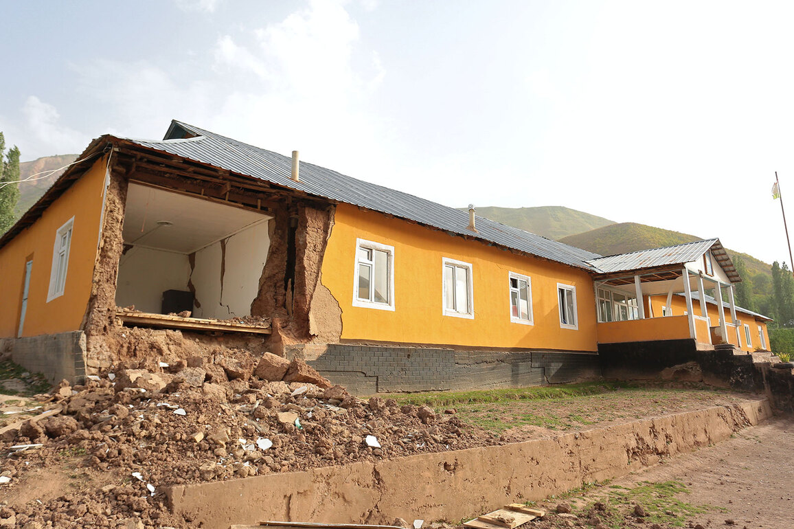Earthquake of magnitude 5.3 strikes Tajikistan