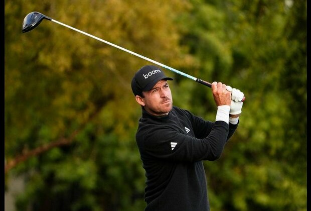 Nick Taylor rides hot putter to playoff victory at WM Phoenix Open