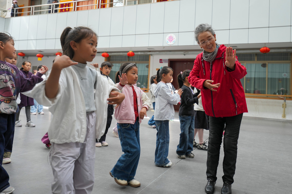 (InXizang) CHINA-XIZANG-TIBETAN OPERA-TEACHING (CN)