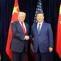 Xinhua Headlines: Xi says ready to work with Trump to build solid foundation for bilateral ties