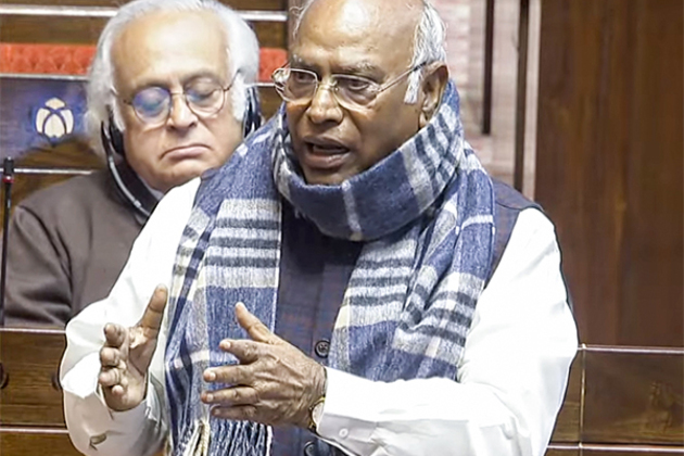 "Make in India classic case of prioritising publicity rather than delivery": Kharge slams BJP-led government