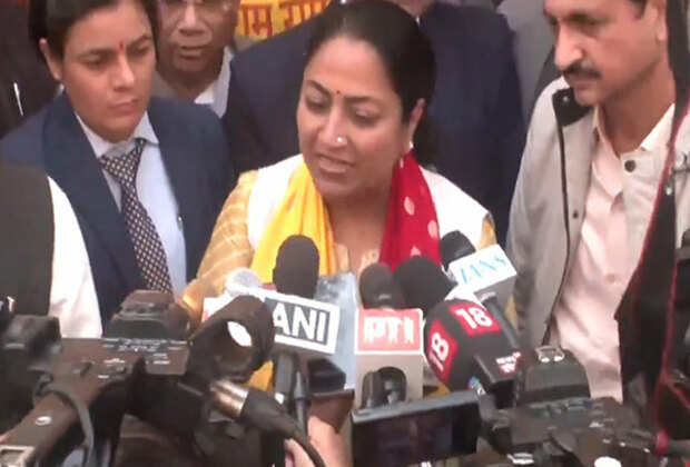 "They should look after their party; there are many people who want to leave," Delhi CM Rekha Gupta slams opposition