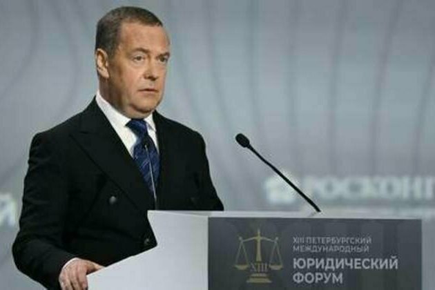 Ukraine has 'one last chance' - Medvedev
