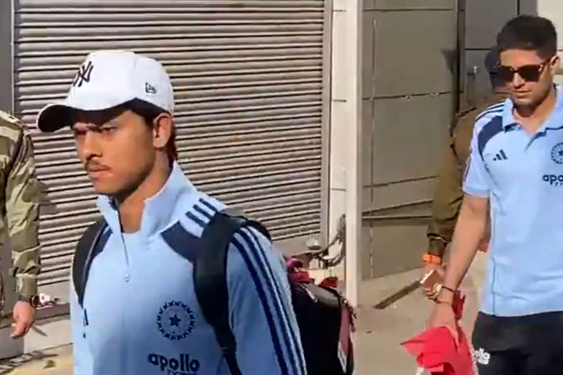 India, New Zealand arrive in Indore ahead of ODI series decider