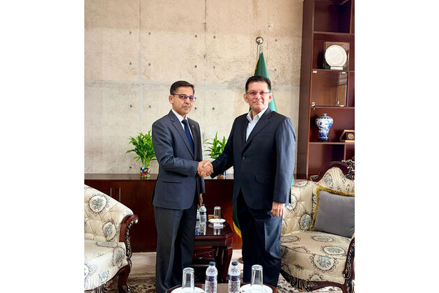 'India wants people centric cooperation with Bangladesh': Outgoing Indian HC to B'desh FM