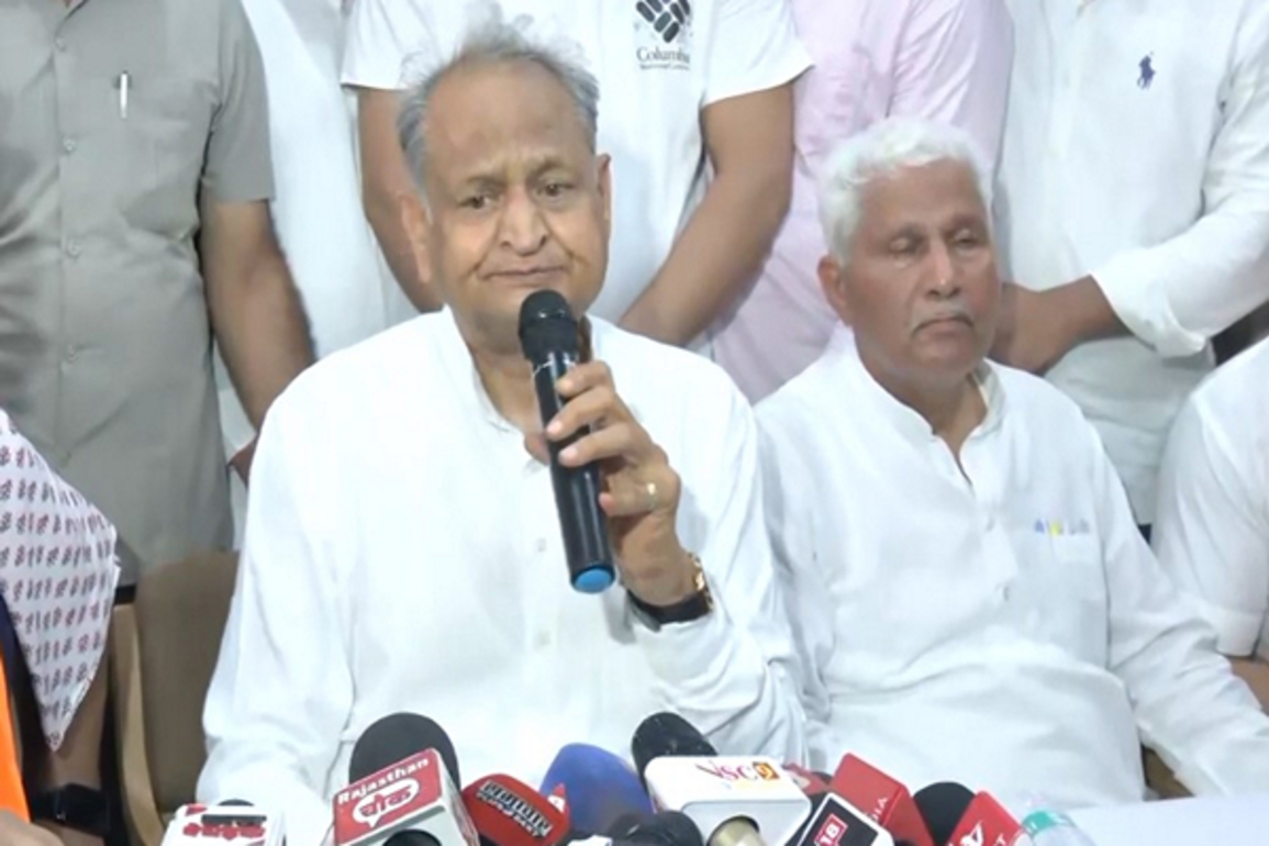 Congress leader Ashok Gehlot takes part in OBC cell meeting in Jaipur, hails Rahul Gandhi's leadership of caste census