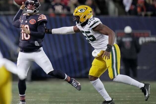 Bears search for 1st playoff win in 15 years vs. rival Packers