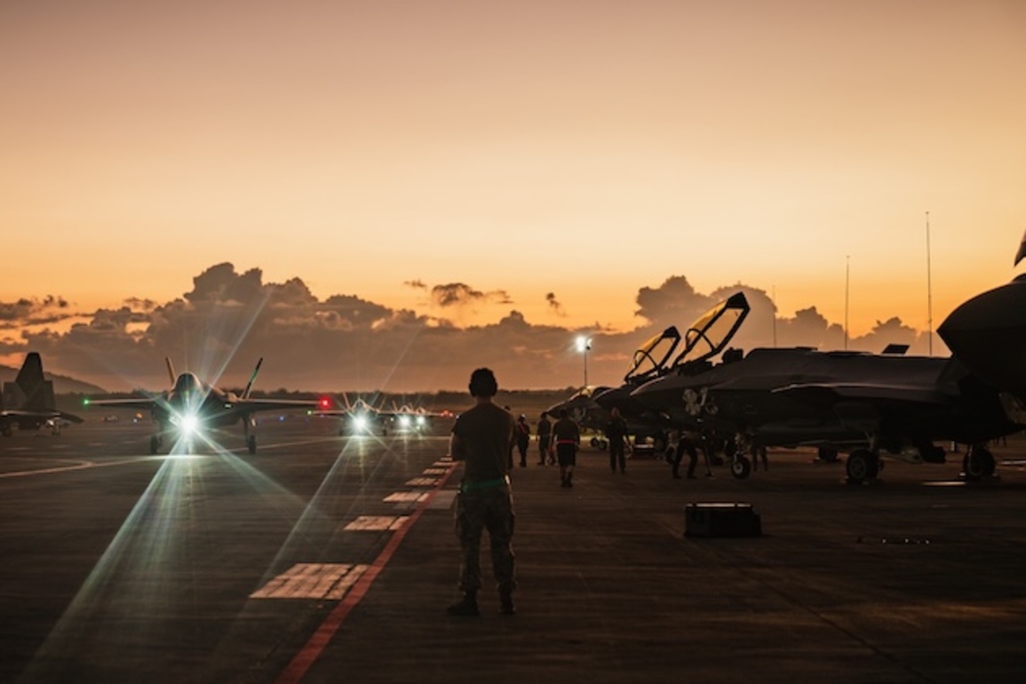 U.S. FAA flags airspace risks amid Latin America tensions