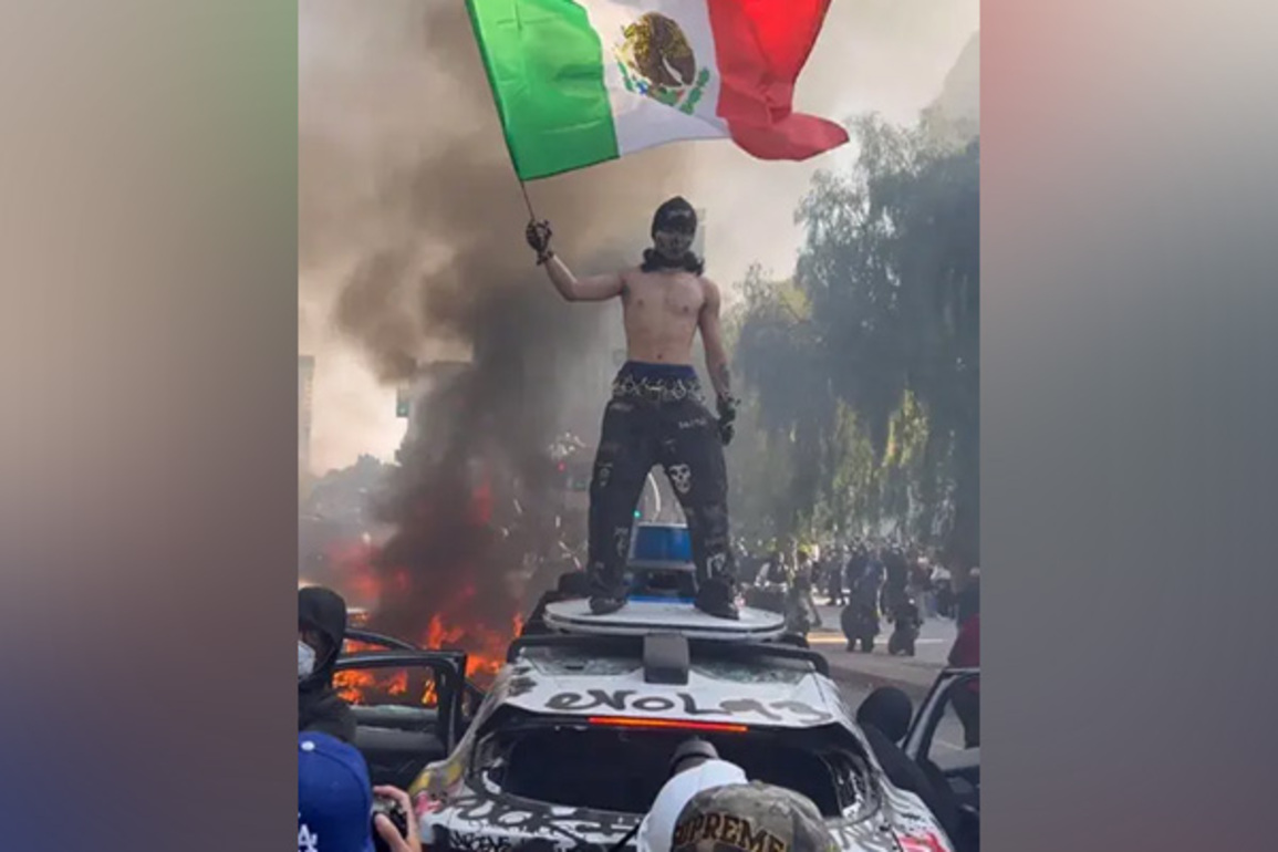 Mexican flag fuels debate amid LA immigration protests