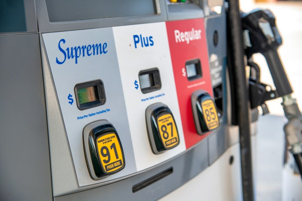 Will labels warning of climate risks on Colorado gas pumps be effective&quest;