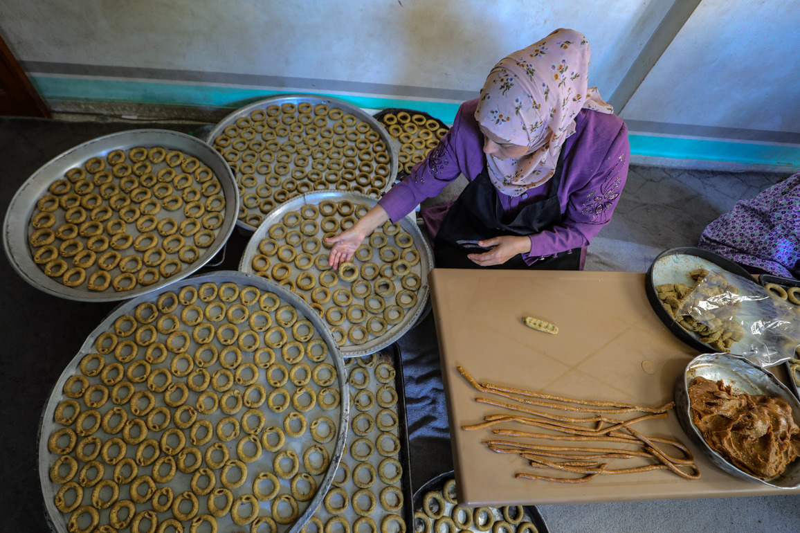 MIDEAST-GAZA CITY-EID AL-ADHA-COOKIES