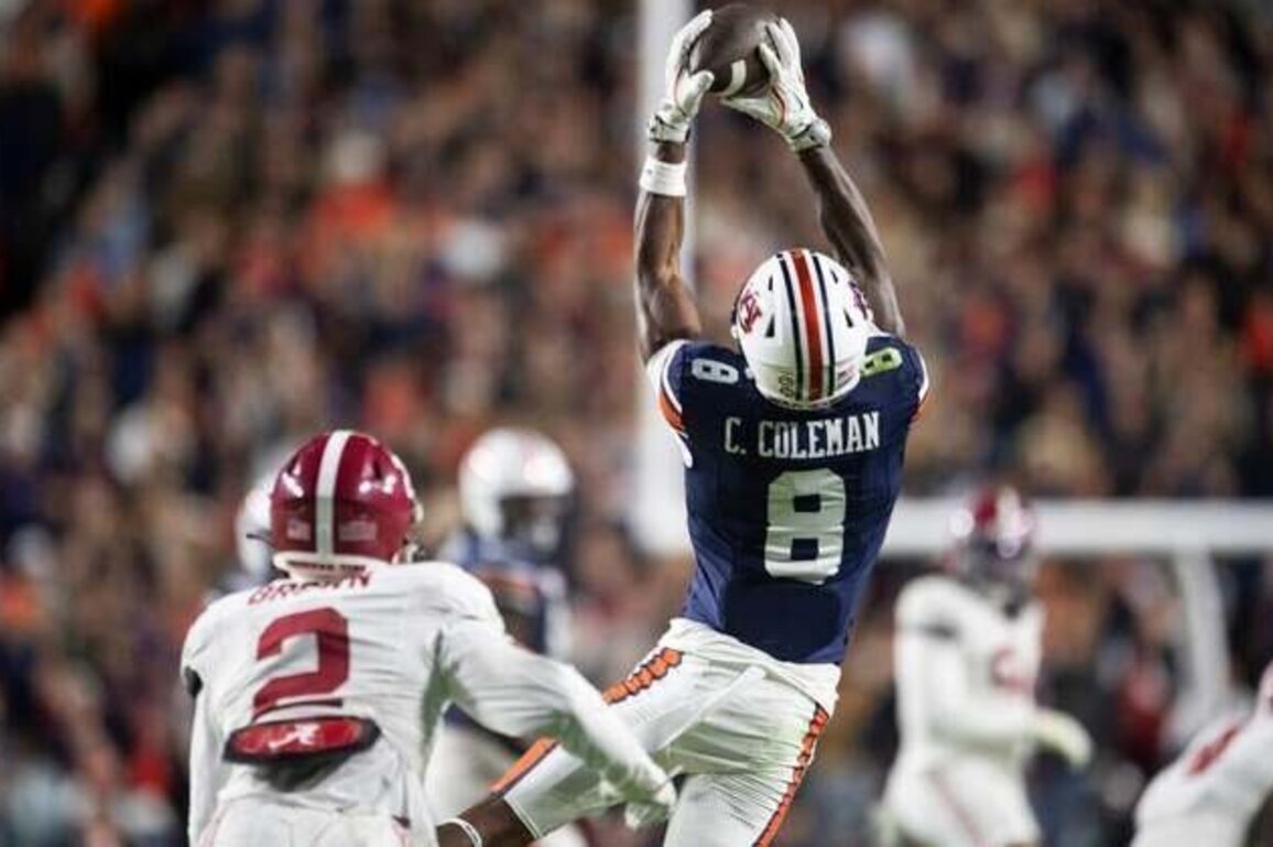 No. 1 transfer WR Cam Coleman heading to Texas