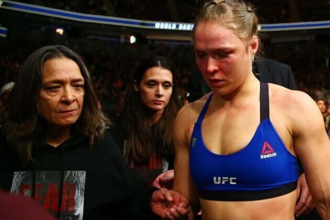 Ronda Rousey to battle Gina Carano in return to MMA