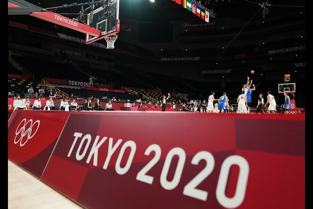 U.S. men's basketball team bounces back with rout of Iran