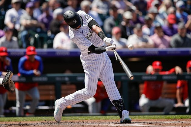Rockies send Kris Bryant back to IL, recall RHP Ryan Feltner