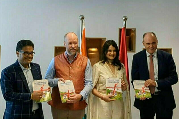 The First Official Dutch Language Textbook Launched at the Dutch Consulate, Mumbai