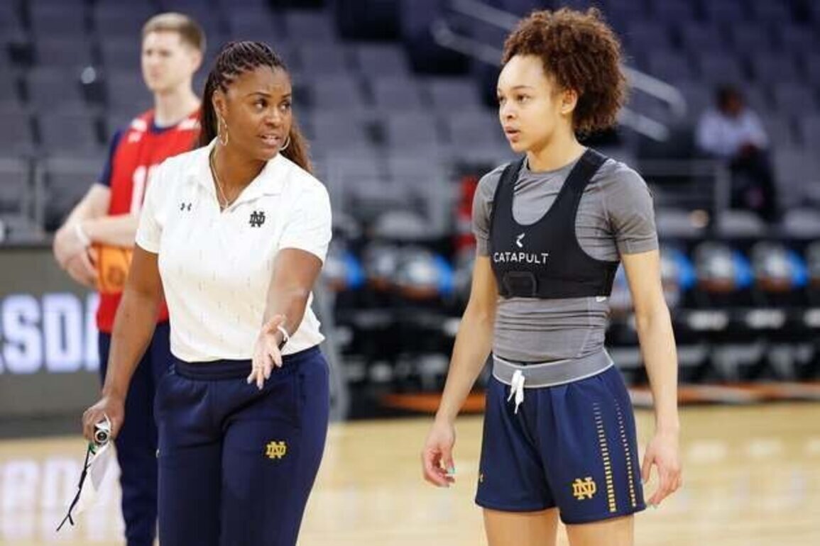 Women's NCAA notebook: Notre Dame, Hidalgo hyped for Vandy, Blakes