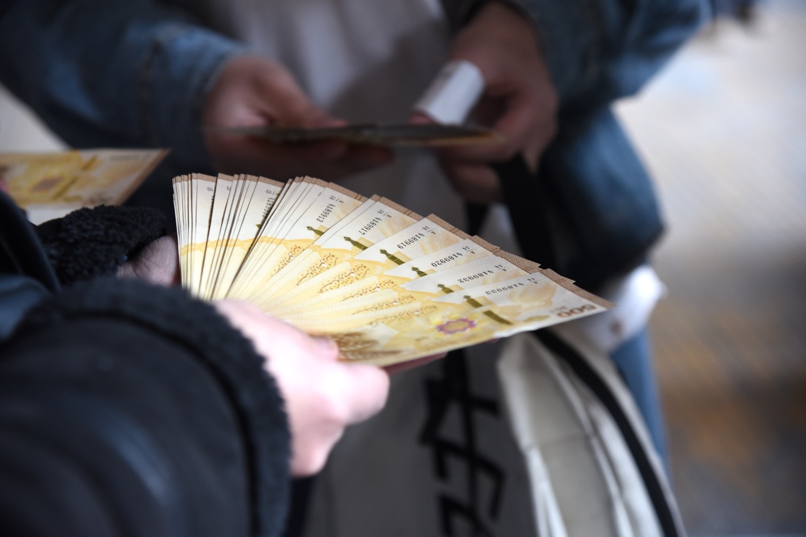 SYRIA-DAMASCUS-NEW CURRENCY