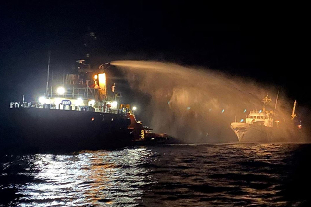 Ship carrying aid, 16 people to Gaza explodes