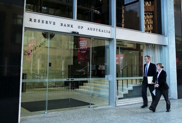 Australian central bank lowers offical interest rates