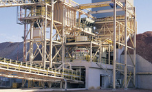 A stationary crushing and screening plant with Metso equipment at the Carosue gold mine in Australia