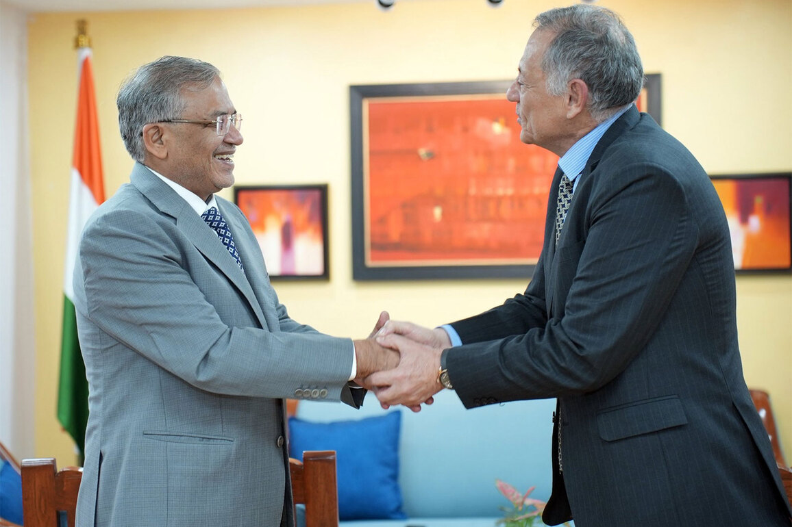 Chief Election Commisioner Gyanesh Kumar meets Costa Rica's Envoy to India