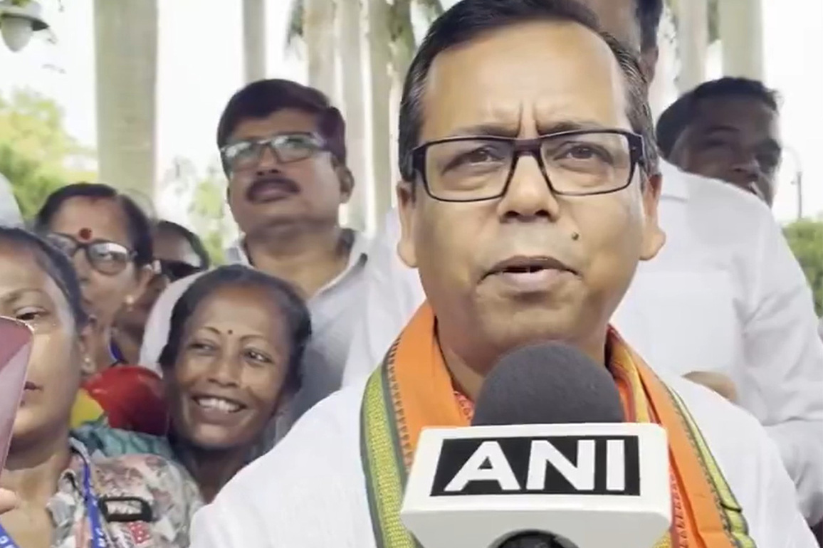 TMC is collapsing, everyone in the party is acting on their own: BJP MLA Shankar Sikdar