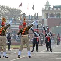 Pakistan continues military buildup along Indian border, Chinese howitzers being inducted in artillery regiments