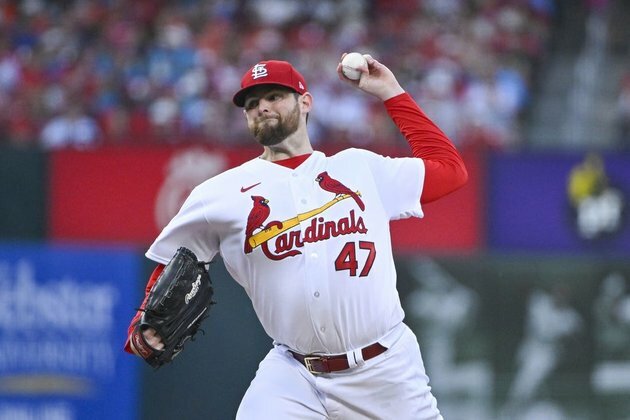 Jordan Montgomery ends winless drought as Cards beat Reds