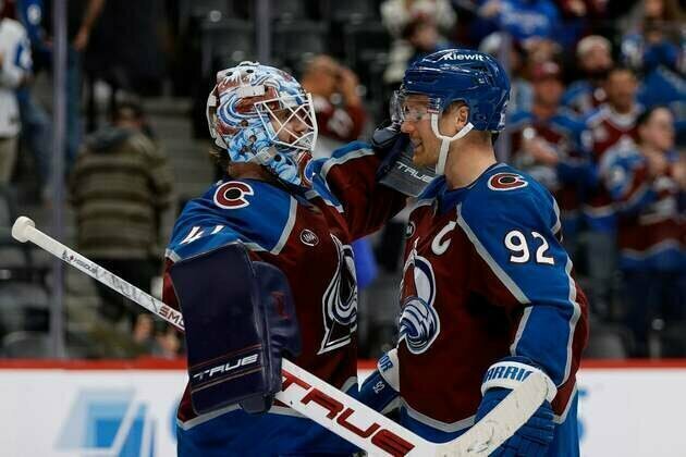 NHL roundup: Gabriel Landeskog, Avs end Ducks' win streak