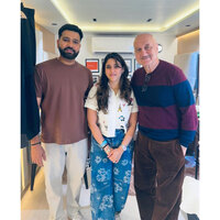 Anupam Kher bumps into "cool guy" Rohit Sharma, calls him "genuinely real"