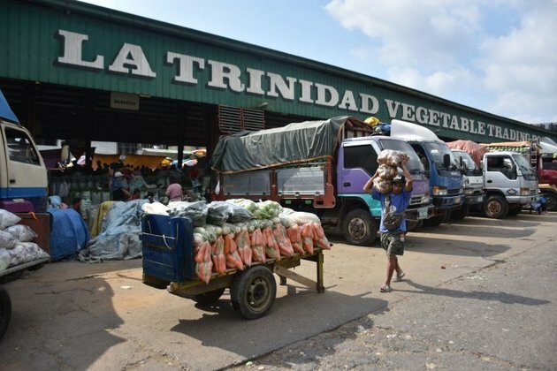 Mayor closes La Trinidad, private trading posts amid COVID threat