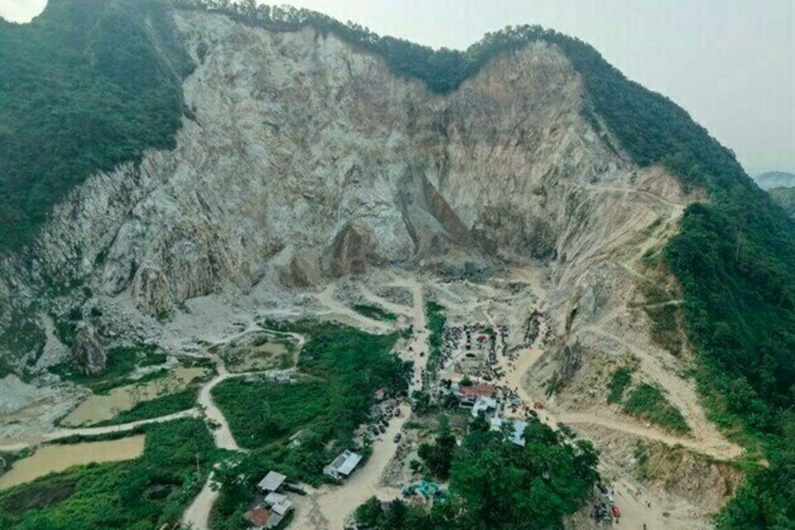 Death Toll in Indonesian Quarry Rockfall Rises to 18