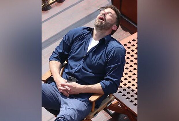 Ben Affleck falls asleep on cruise during Paris honeymoon, picture goes viral