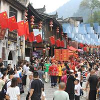Innovative cultural tourism heats up China's eight-day holiday market