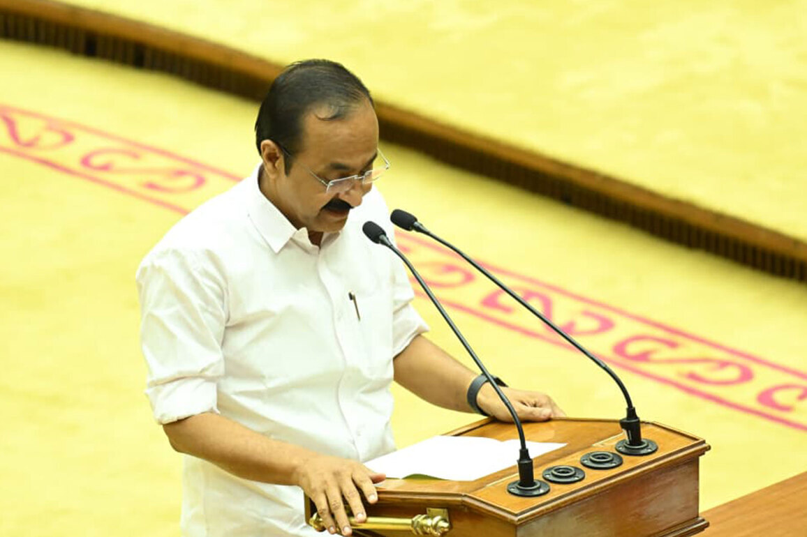 Amid row over using caste surname, Satheesan takes MLA oath using 'Damodara Menon' again