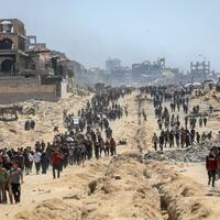 Gaza internet outage ends, killings of food-seeking civilians continue
