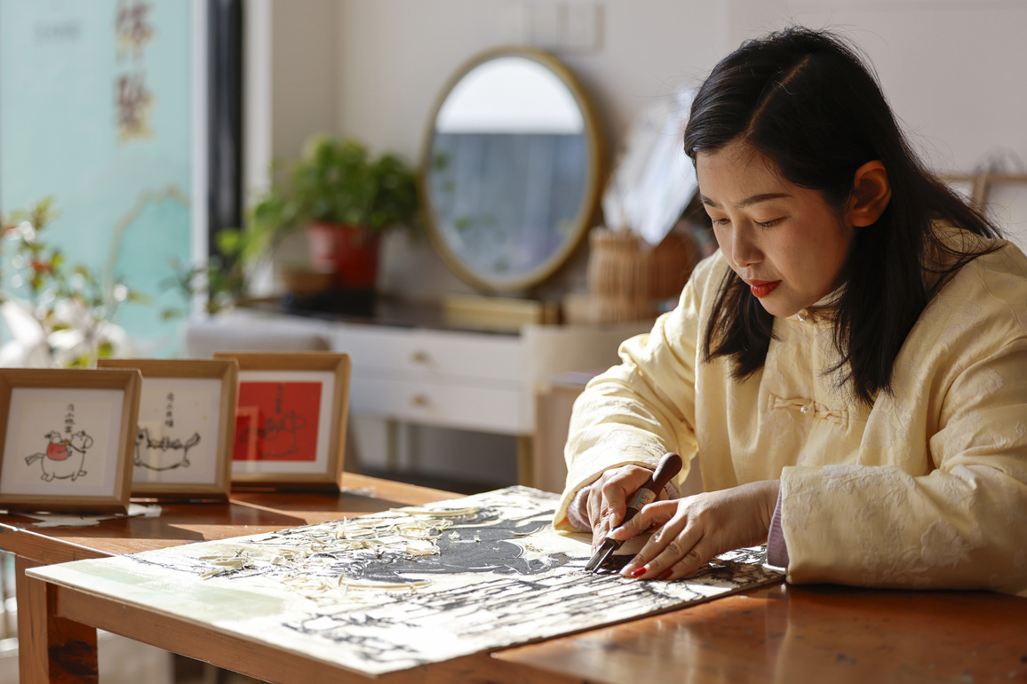 GLOBALink | Huizhou woodblock print in E China's Anhui