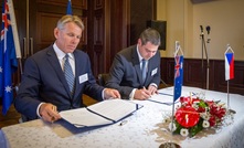 Keith Coughlan (left) and Jiri Havlicek sign the Cinovec MoU