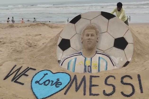FIFA World Cup 2026: Sudarsan Pattnaik creates WC trophy, Messi sand sculptures ahead of final