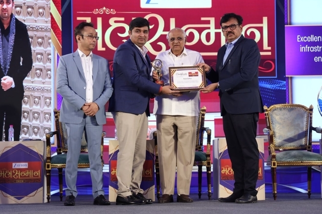 Entrepreneur Karan Bothara Honoured with Mahasanman Award by Gujarat Chief Minister