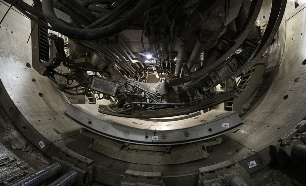 A partnership between STRABAG UK and the University of East London is developing and commercialising a pioneering low-carbon grout for tunnelling applications