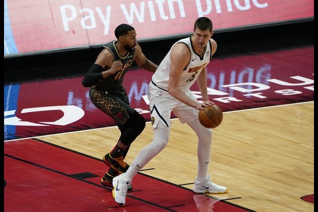 Nikola Jokic's big 4th quarter leads Nuggets past Bulls