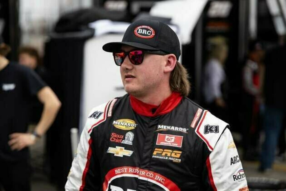 Kaulig names 'Butterbean' Queen to Ram trucks team