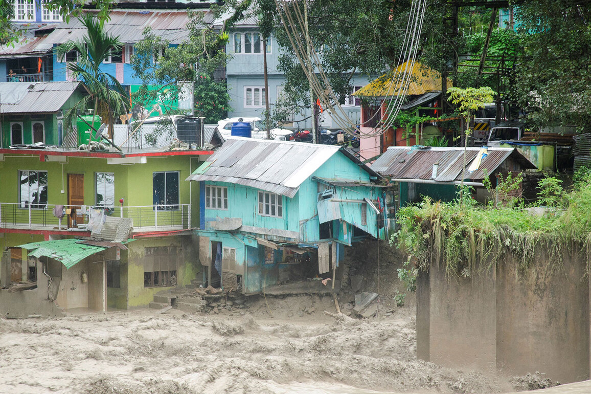 Bhutan's Tala Dam overflow sparks flood alert in Bengal, NDRF on "highest alert"