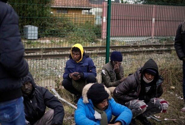 Smugglers Net Millions per Kilometer from Migrants Crossing Channel