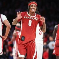 No. 15 Alabama withstands comeback to top No. 5 St. John's