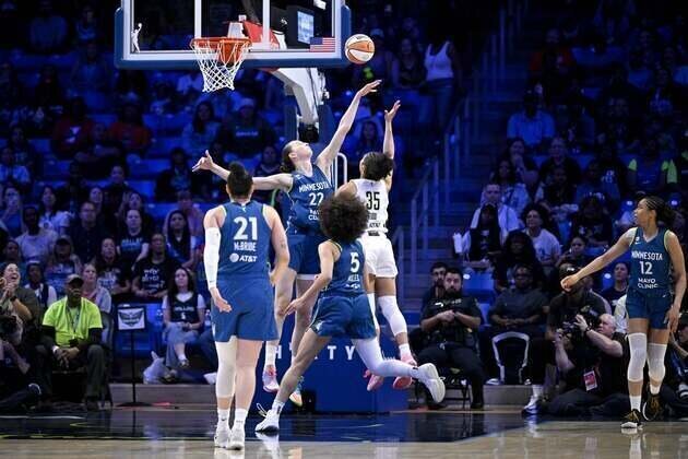 Natasha Howard powers for 26 as Lynx rally to down Wings