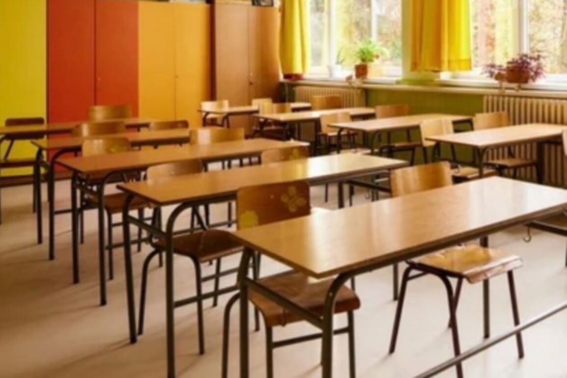 5-year ban for teacher in Ireland who had affair with former student