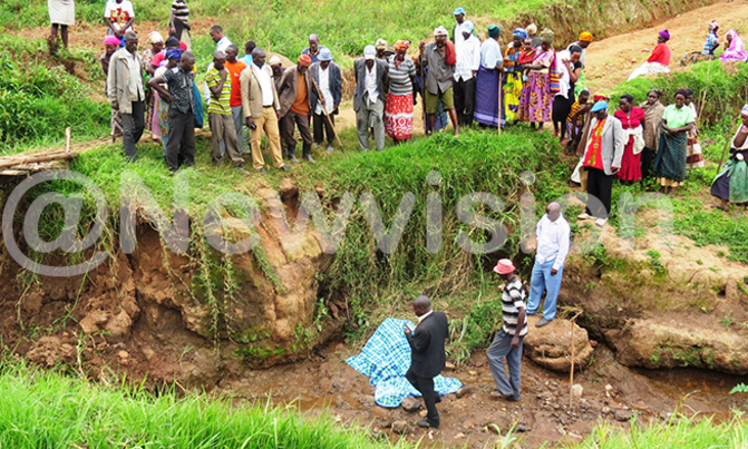 Rukiga man falls off bridge, dies Rukiga man falls off bridge, dies